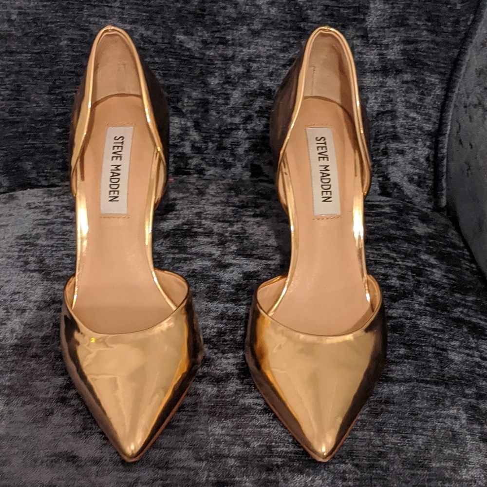 Steve Madden shiny gold heels
